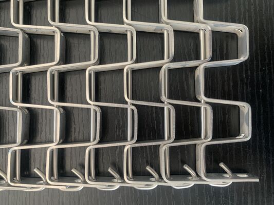 304 316L Stainless Steel Flat Wire Mesh Belt Easy to Clean For Food Washing Cooling