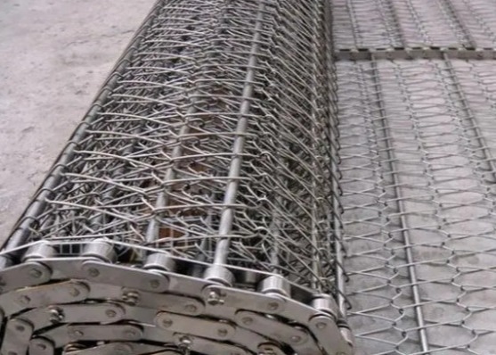 Sgs Stainless Steel Chain Mesh Conveyor Belt 1m 1.2m 1.5m Wide Metal Balance Braid