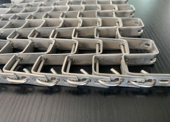SS 304 316L Flat Wire Mesh Belt Corrosion Resistant For Fruit Vegetable Processing